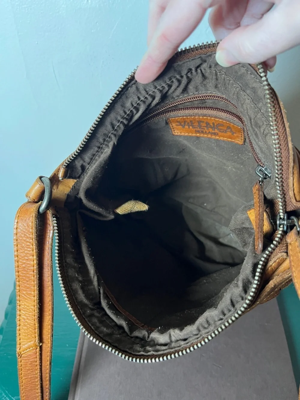 Vilenca Brown Buttery Soft Genuine Leather Basket Weave Crossbody Bag Holland - Picture 9 of 12